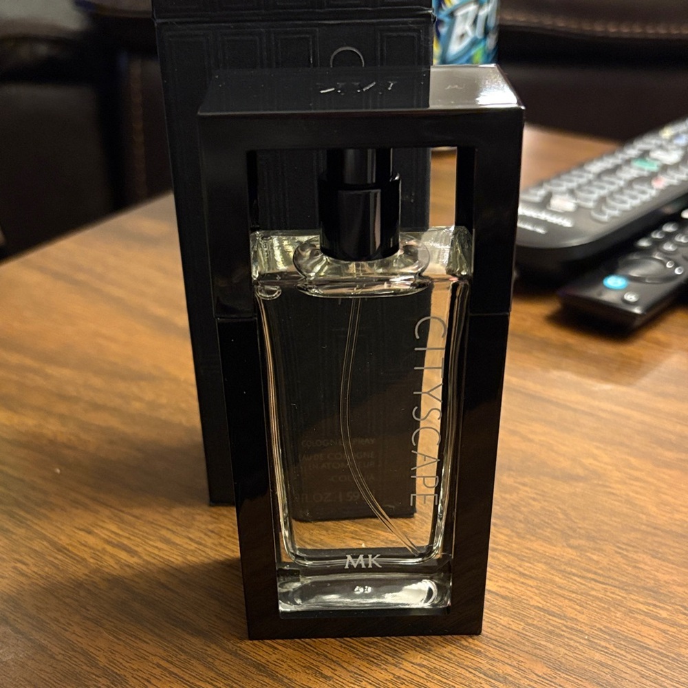 Mary Kay Cityscape Men's Fragrance - Black